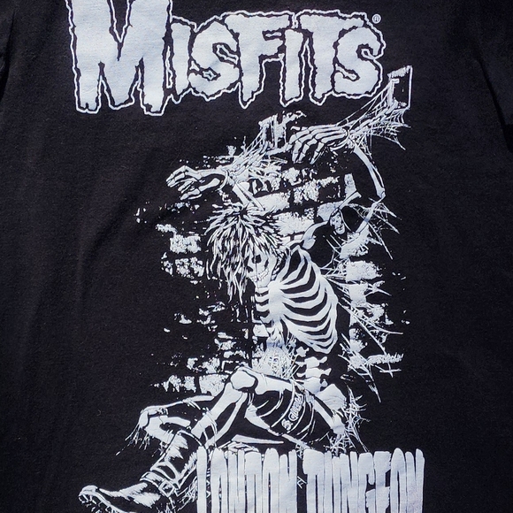 Hot Topic Misfits London Dungeon - Picture 3 of 4